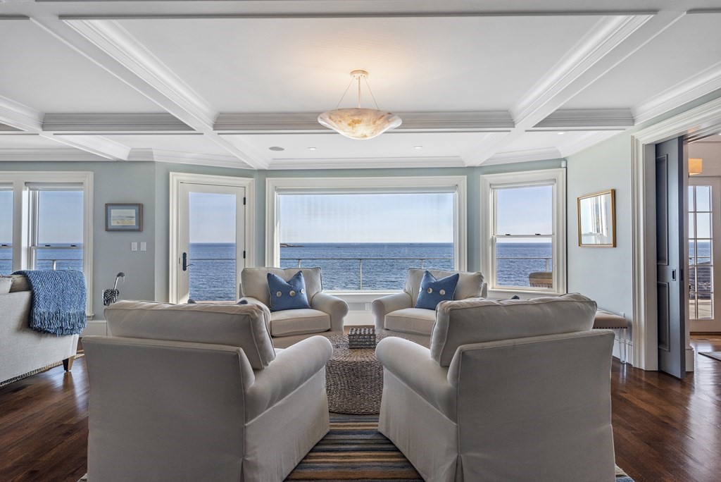 15 Spray Avenue Marblehead, MA 01945 - Photo 10 of 42 a living room with furniture and a lamp
