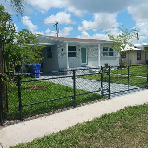 $395,000 | 6421 Allen Street, Hollywood, FL 33024