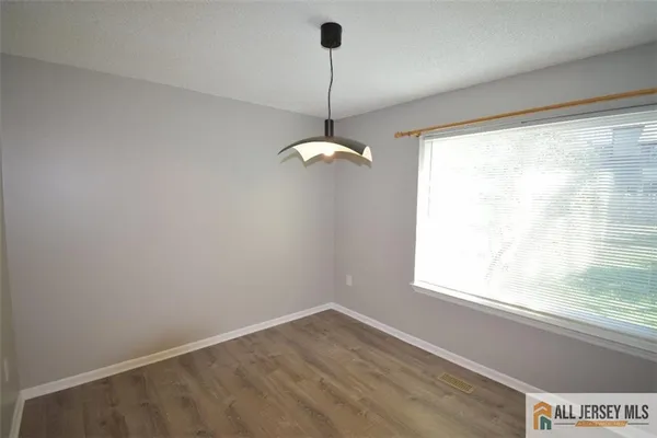 $2,600 | 49 Farnham Square, Sayreville, NJ 08859