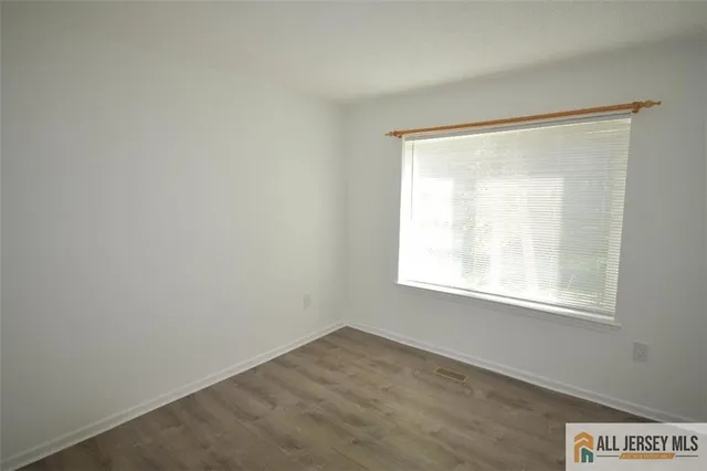 $2,600 | 49 Farnham Square, Sayreville, NJ 08859