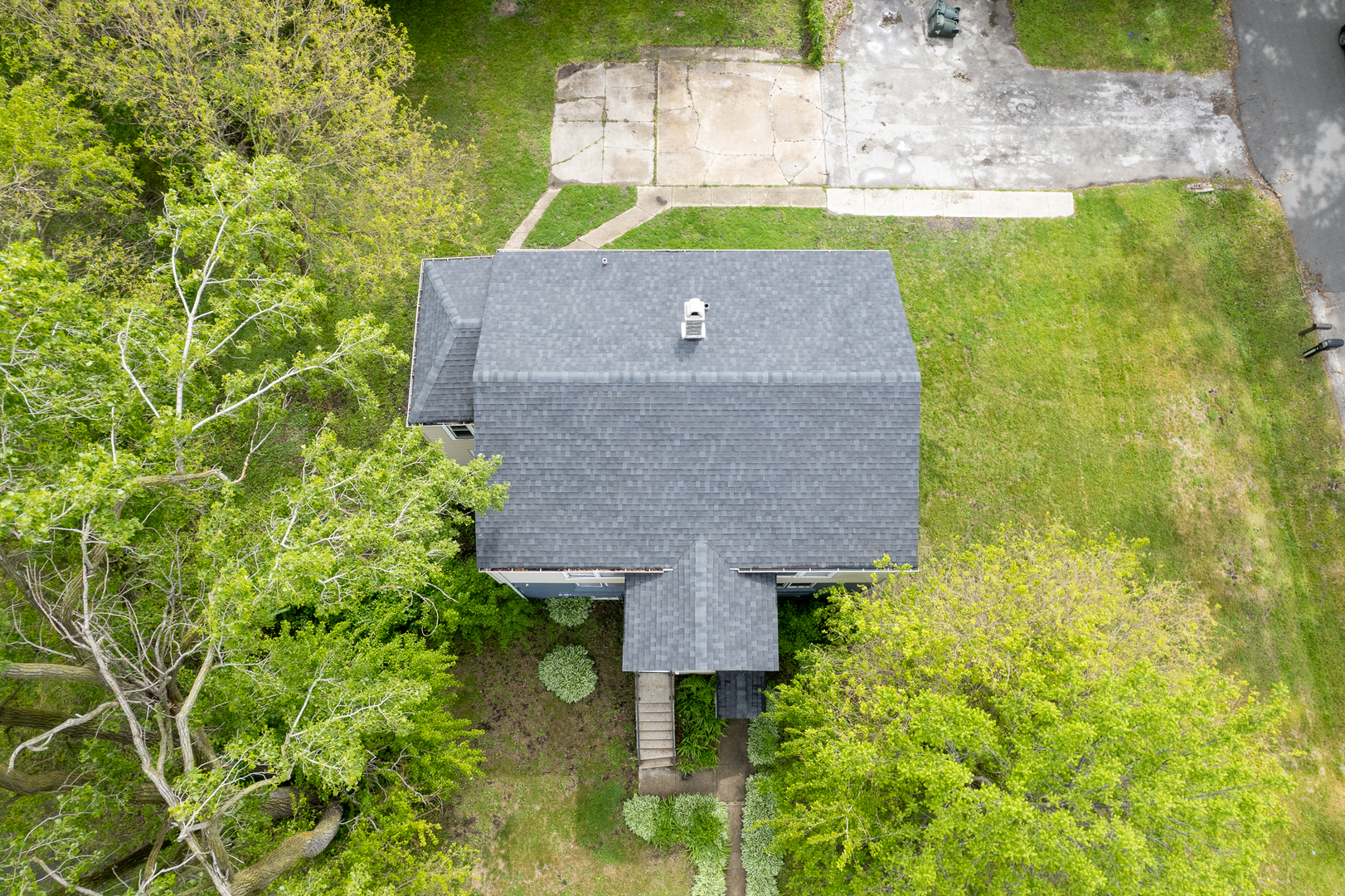 17231 Laflin Avenue East Hazel Crest, IL 60429 - Photo 8 of 25