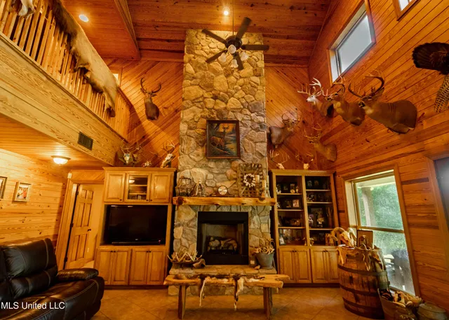 $665,000 | 741 County Road 29, Louin, MS 39338