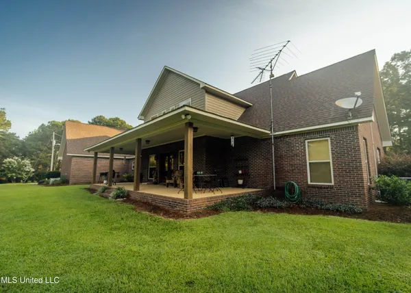 $665,000 | 741 County Road 29, Louin, MS 39338
