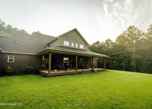 $665,000 | 741 County Road 29, Louin, MS 39338
