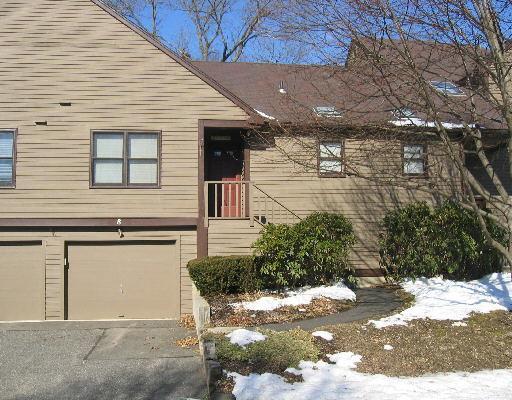 8 Rolling Ridge Road Monroe, CT 06468 - Photo 1 of 1 Gallery Image 1