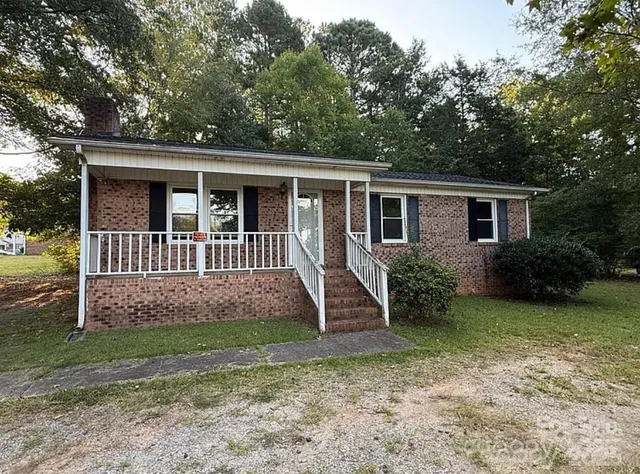$199,999 | 203 Anson High School Road, Wadesboro, NC 28170