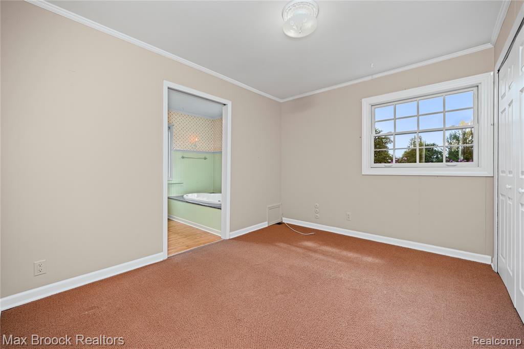 35550 Pleasant Valley Road Farmington Hills, MI 48331 - Photo 30 of 86 Gallery Image 30