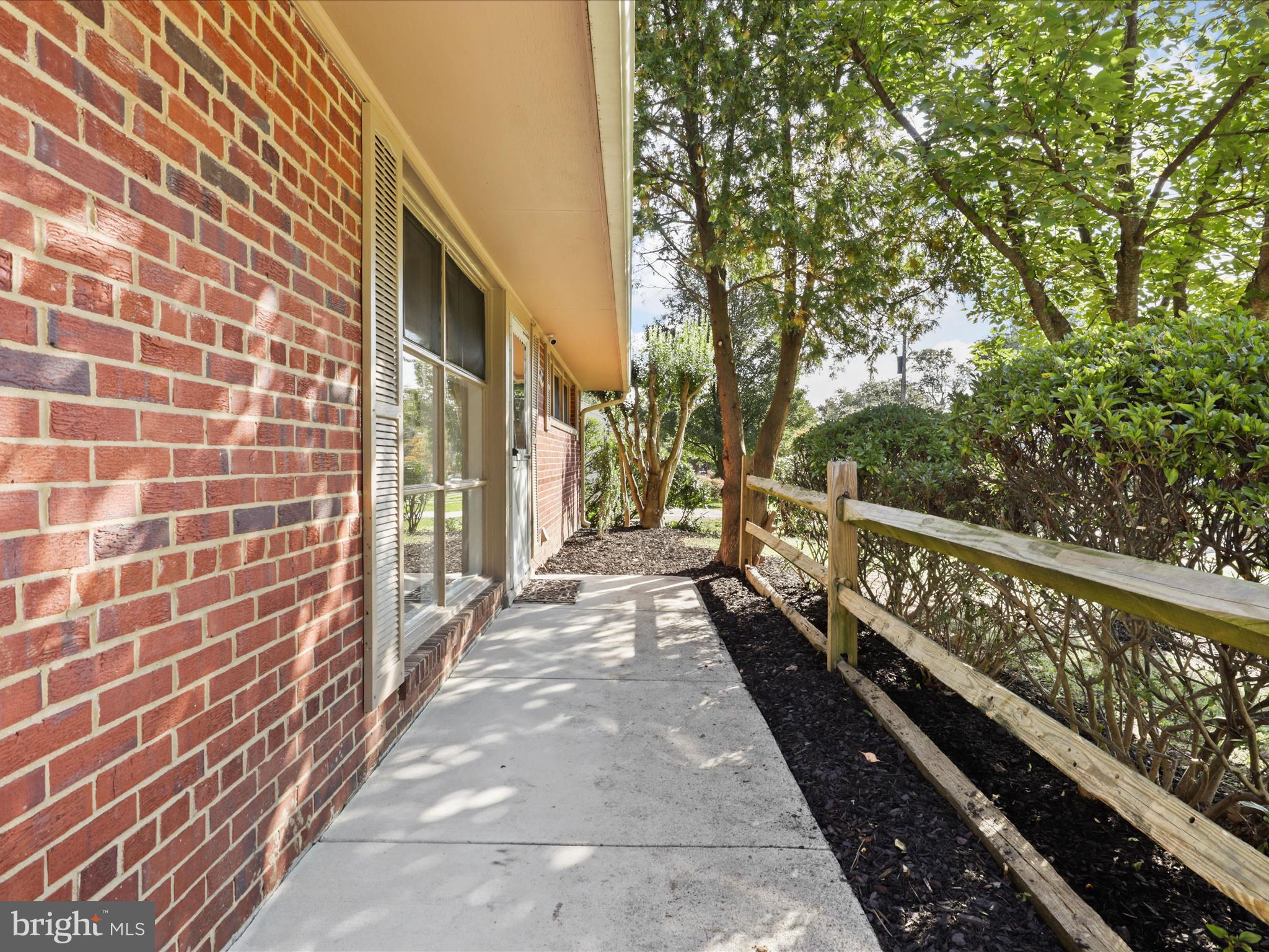 7410 Hogarth Street Springfield, VA 22151 - Photo 4 of 42 Gallery Image 4