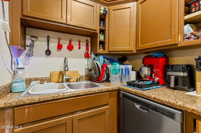 $229,900 | 209 North Seville Drive, El Paso, TX 79905