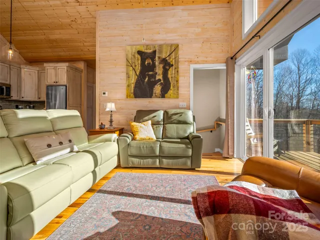 $435,000 | 865 Frost Road, Saluda, NC 28773