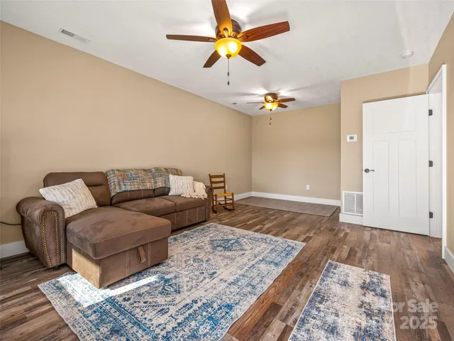 $435,000 | 865 Frost Road, Saluda, NC 28773