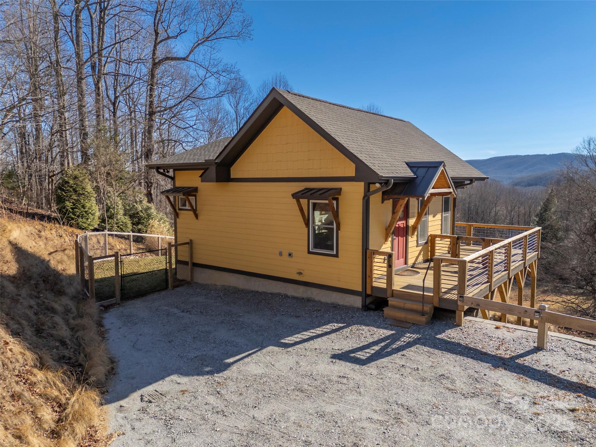 865 Frost Road Saluda, NC 28773 - Photo 3 of 48 Gallery Image 3