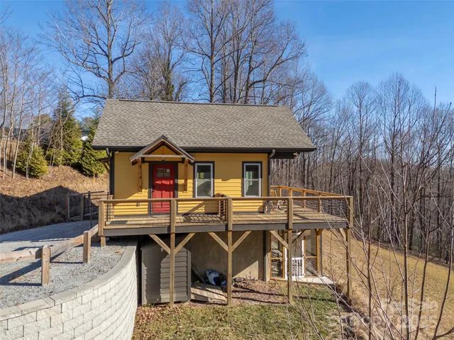 $435,000 | 865 Frost Road, Saluda, NC 28773