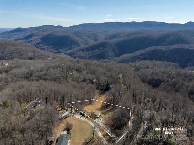 $435,000 | 865 Frost Road, Saluda, NC 28773