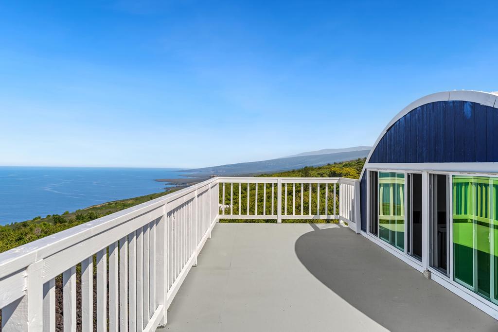 87-4521 Keahi Kai Place Captain Cook, HI 96704 - Photo 15 of 22 a view of balcony with furniture