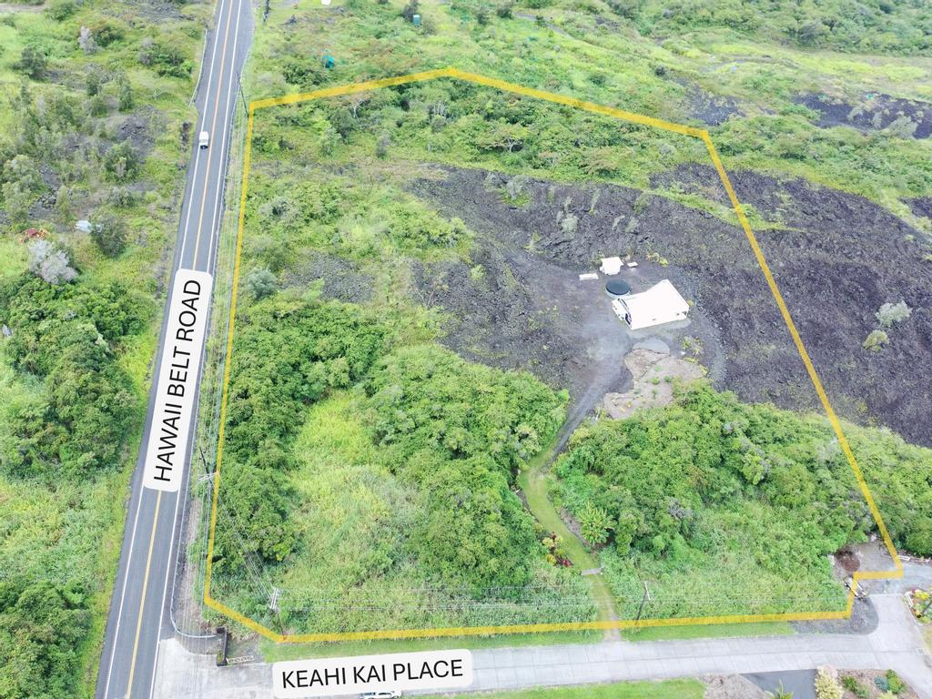 87-4521 Keahi Kai Place Captain Cook, HI 96704 - Photo 8 of 22 a view of a yard with plants