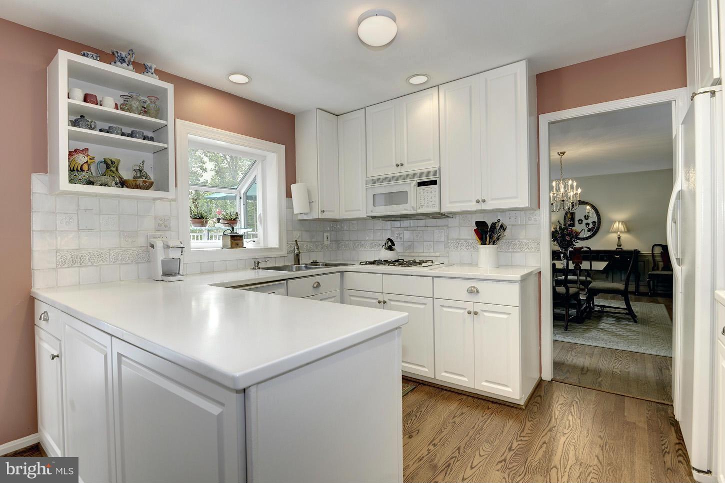 3127 Birchtree Lane Silver Spring, MD 20906 - Photo 4 of 30 Kitchen
