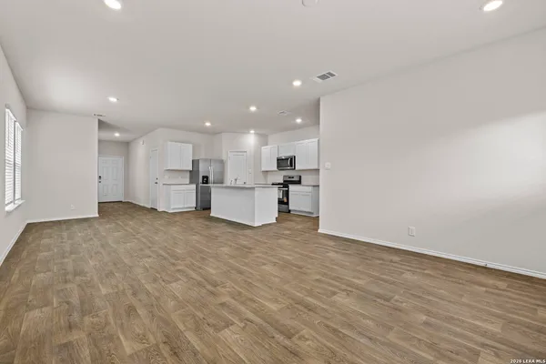 $345,000 | 118 Pigeon Green, San Antonio, TX 78253