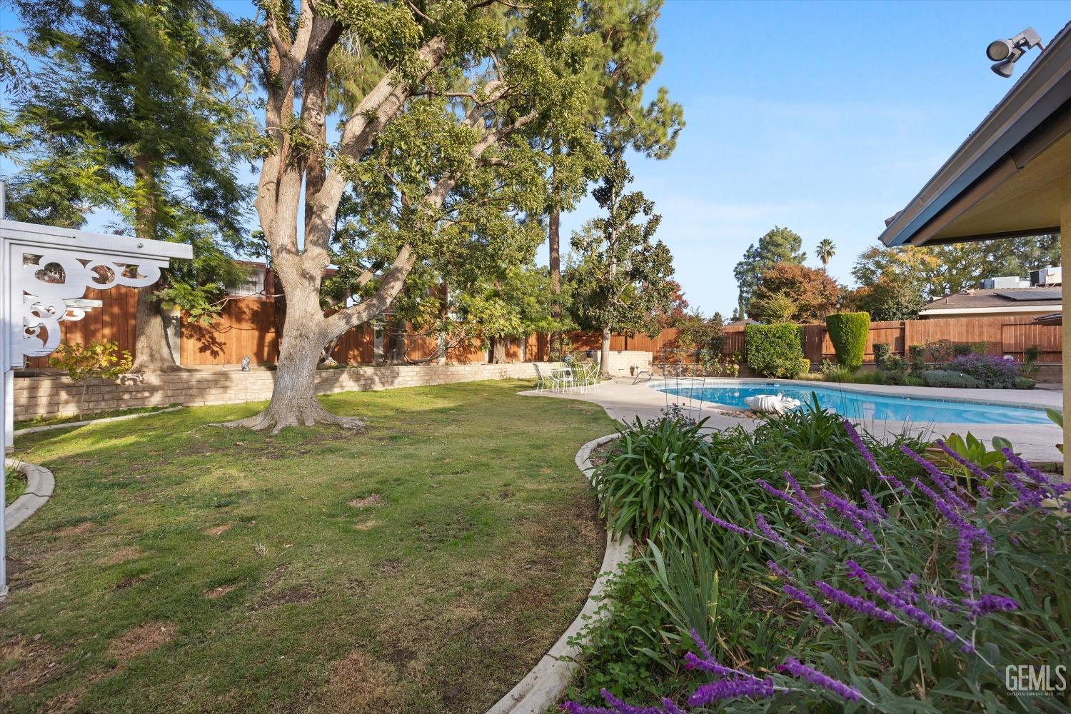 Undisclosed Address Bakersfield, CA 93306 - Photo 40 of 41 a view of yard with green space