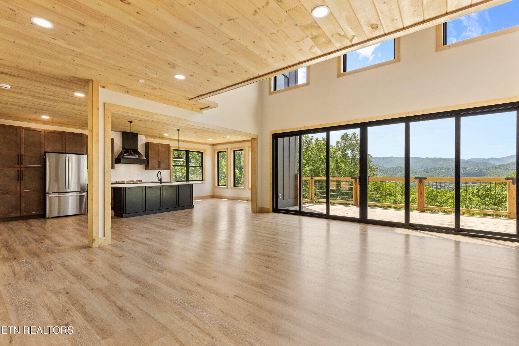 2959 Mockingbird Way Sevierville, TN 37862 - Photo 11 of 56