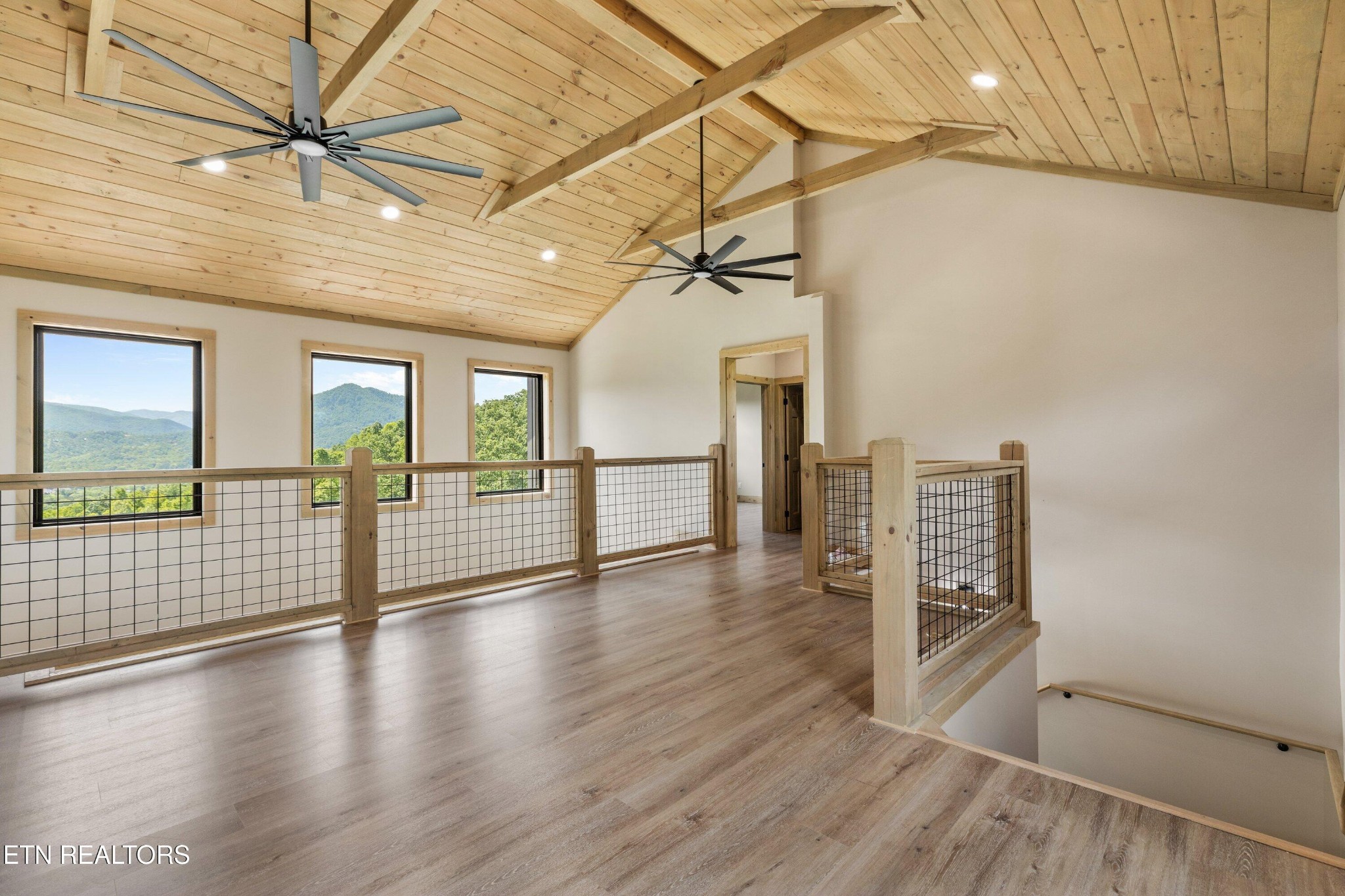 2959 Mockingbird Way Sevierville, TN 37862 - Photo 14 of 56