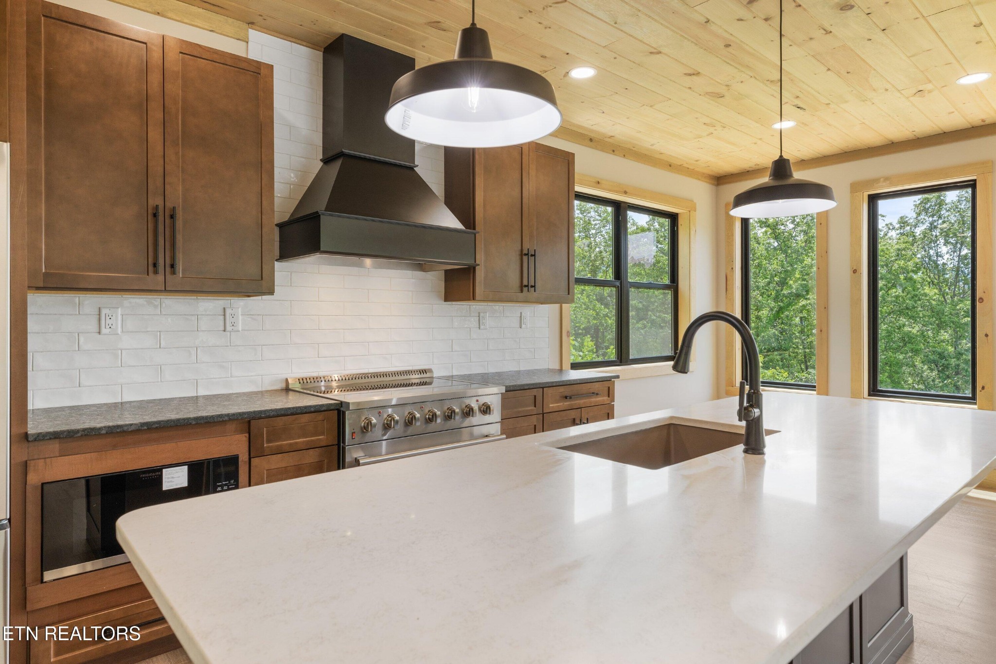 2959 Mockingbird Way Sevierville, TN 37862 - Photo 21 of 56