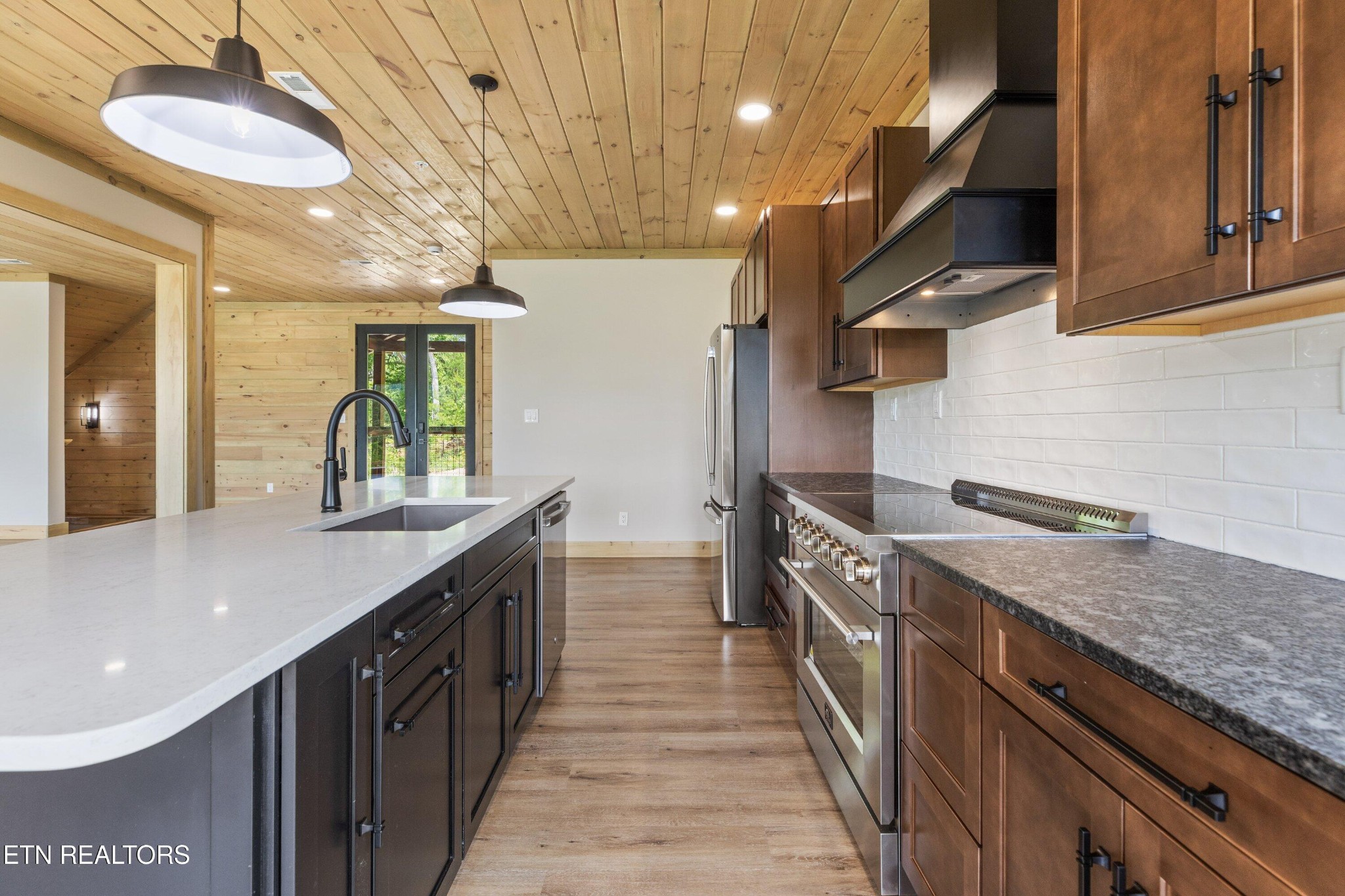 2959 Mockingbird Way Sevierville, TN 37862 - Photo 22 of 56