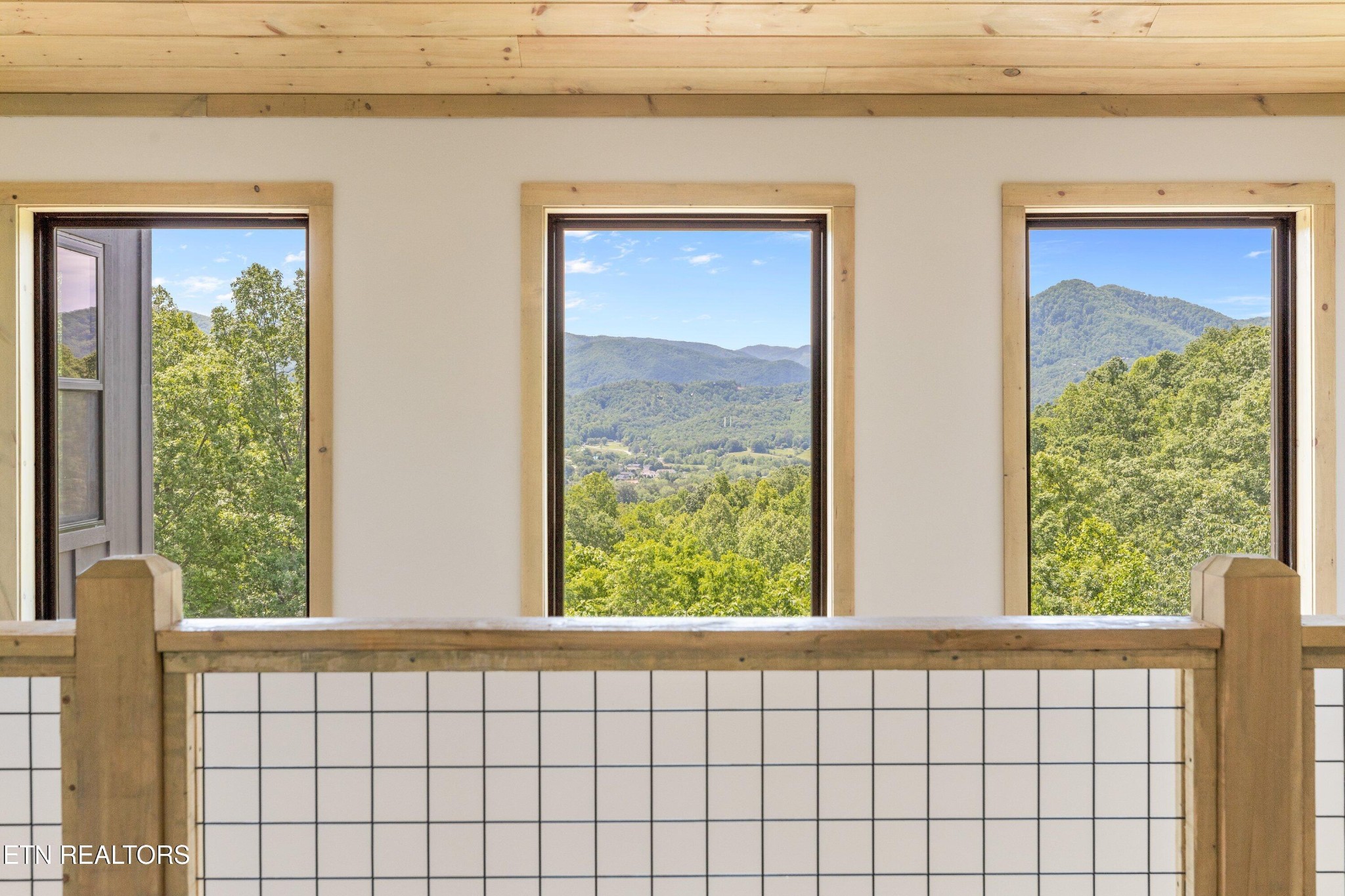 2959 Mockingbird Way Sevierville, TN 37862 - Photo 24 of 56