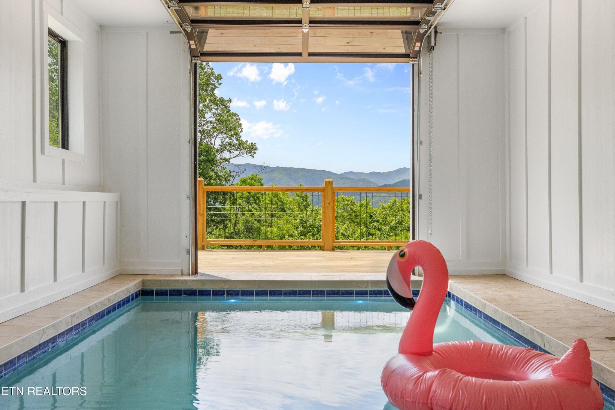 2959 Mockingbird Way Sevierville, TN 37862 - Photo 3 of 56