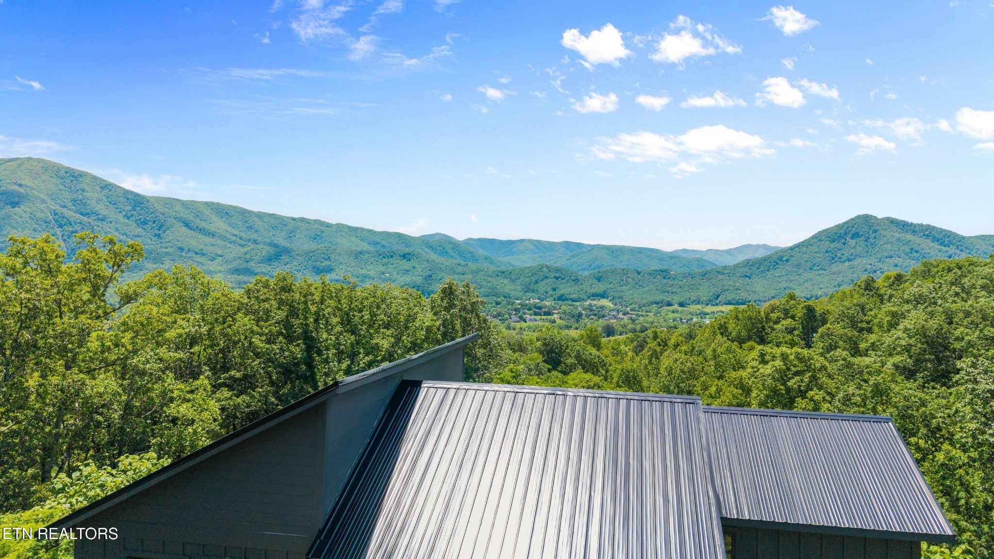 2959 Mockingbird Way Sevierville, TN 37862 - Photo 53 of 56