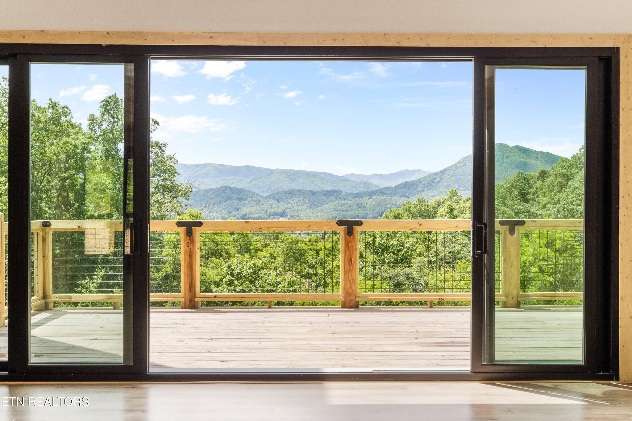 2959 Mockingbird Way Sevierville, TN 37862 - Photo 6 of 56