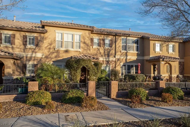 $2,000 | 2074 Waterlily View Street, Henderson, NV 89044