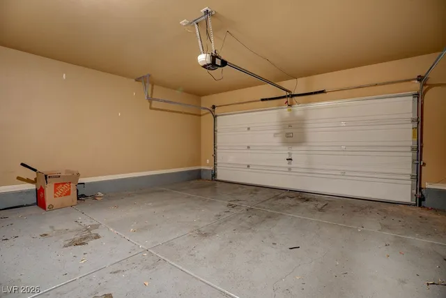 $2,000 | 2074 Waterlily View Street, Henderson, NV 89044