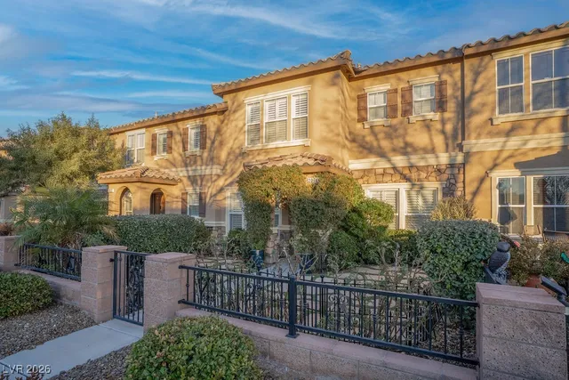 $2,000 | 2074 Waterlily View Street, Henderson, NV 89044