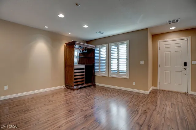 $2,000 | 2074 Waterlily View Street, Henderson, NV 89044