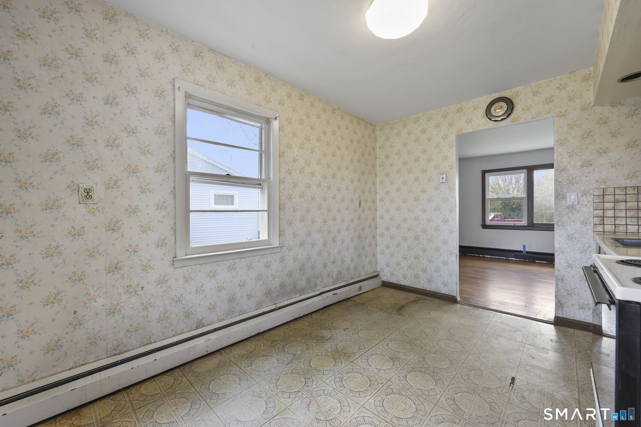 51 Fair Sailing Road West Haven, CT 06516 - Photo 13 of 30