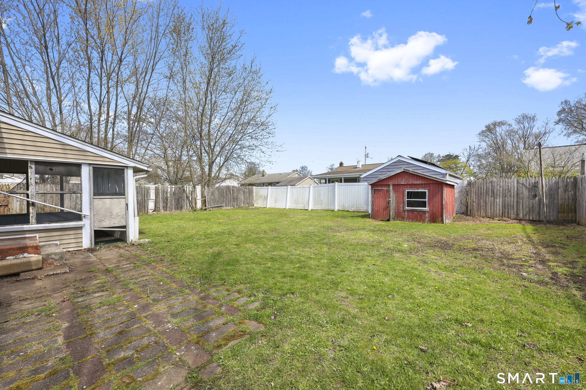 51 Fair Sailing Road West Haven, CT 06516 - Photo 4 of 30