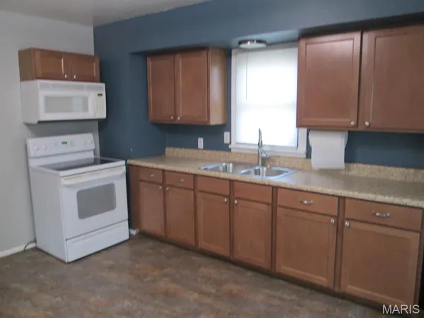 $99,900 | 330 Young, St. Clair, MO 63077