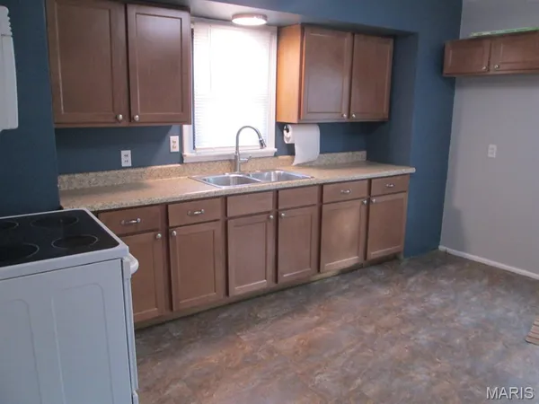 $99,900 | 330 Young, St. Clair, MO 63077