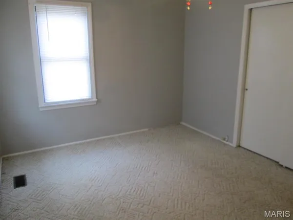 $99,900 | 330 Young, St. Clair, MO 63077