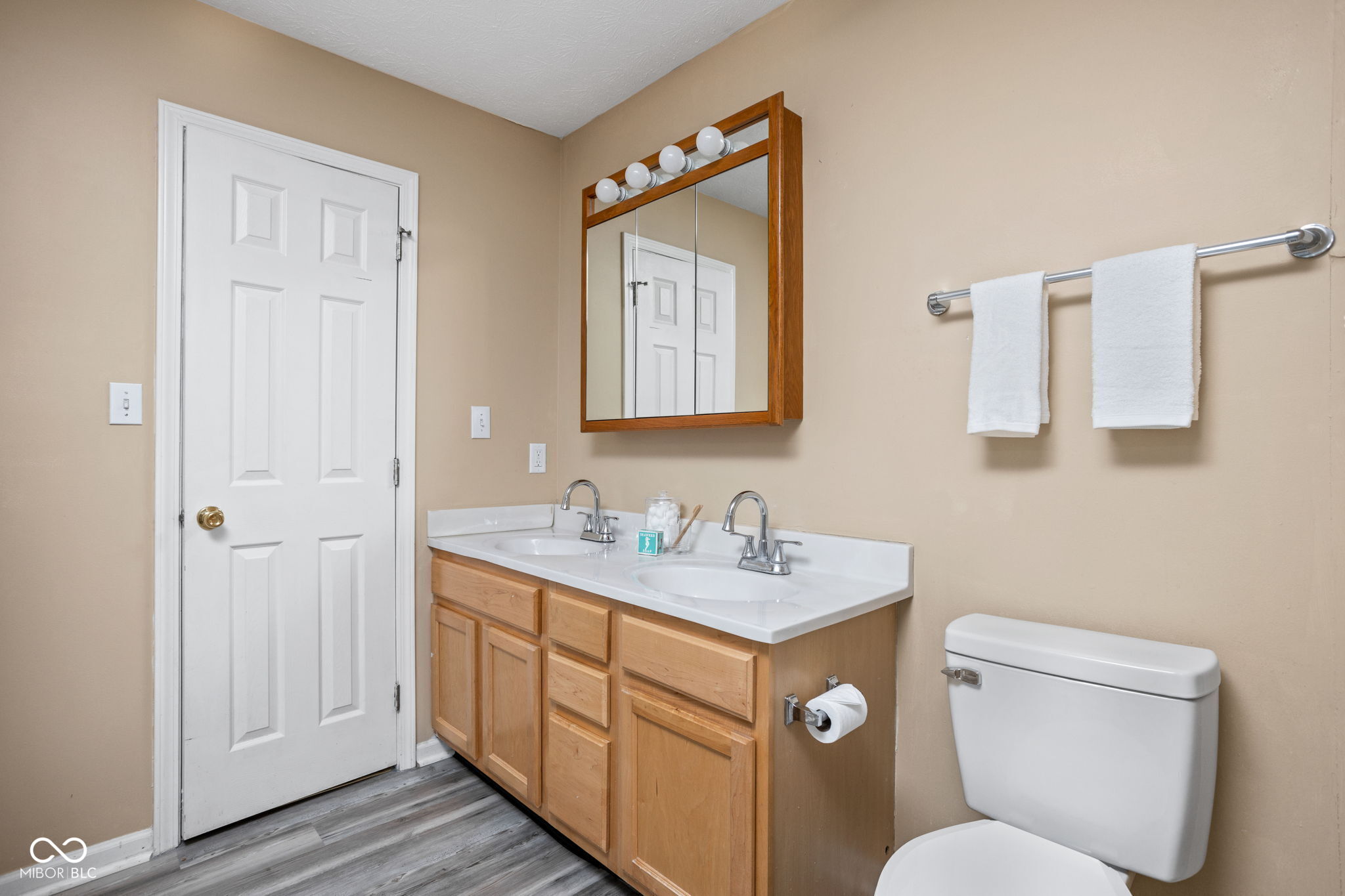 8520 Lincoln Court Fishers, IN 46038 - Photo 17 of 43