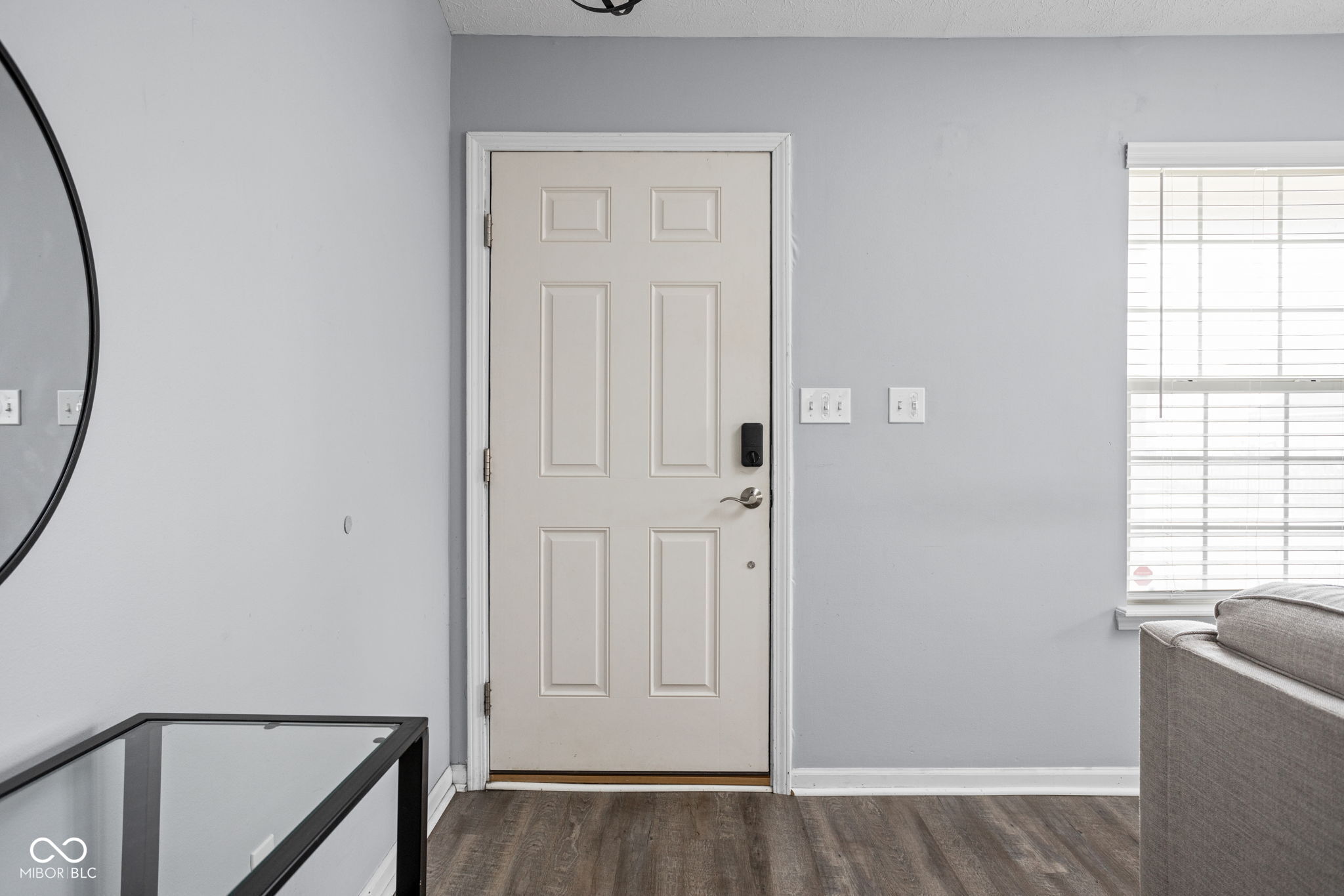 8520 Lincoln Court Fishers, IN 46038 - Photo 4 of 43