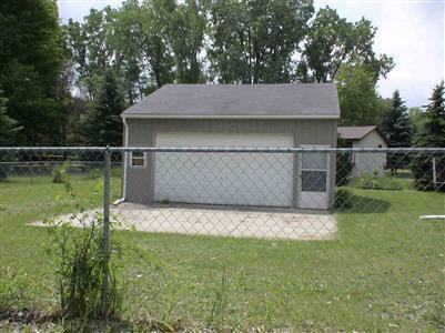 5102 East Stanley Road Flint, MI 48506 - Photo 3 of 8 20157652-2.JPG