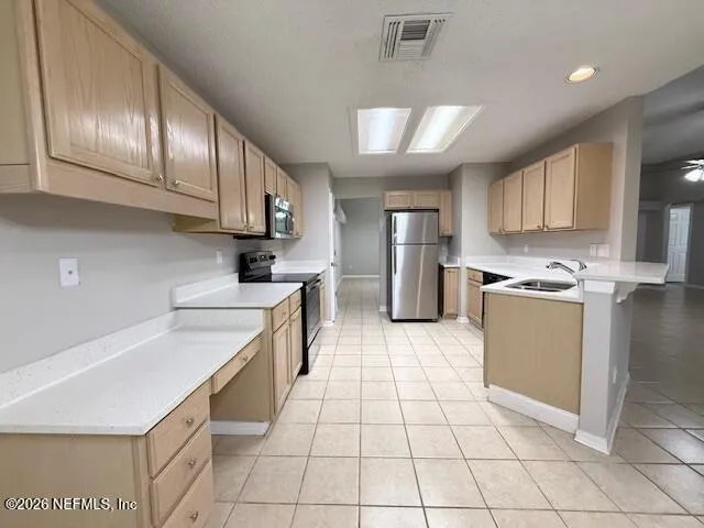 $2,550 | 816 Brookstone Court, St. Johns, FL 32259