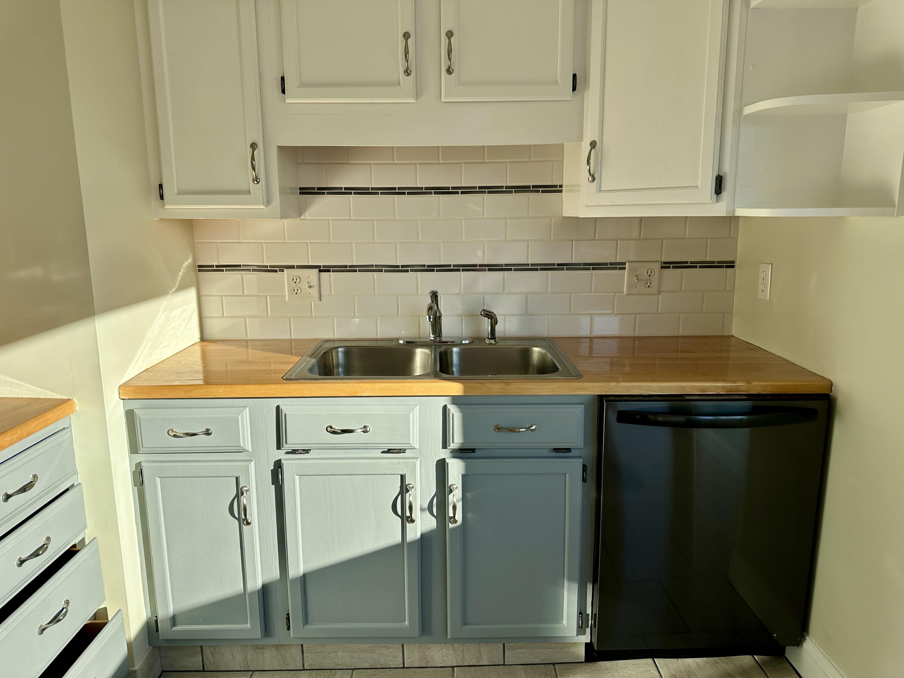 212 New Gorham Road Westbrook, ME 04092 - Photo 19 of 56 IMG_6118