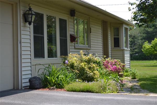 87 Harvard Road Littleton, MA 01460 - Photo 2 of 18 Gallery Image 2