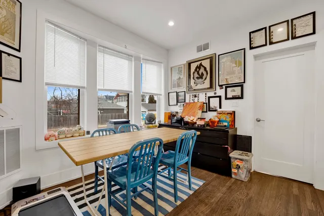 $2,500 | 2519 West Altgeld Street, Unit 1E, Chicago, IL 60647