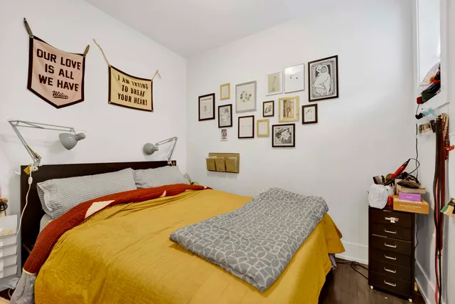 $2,500 | 2519 West Altgeld Street, Unit 1E, Chicago, IL 60647