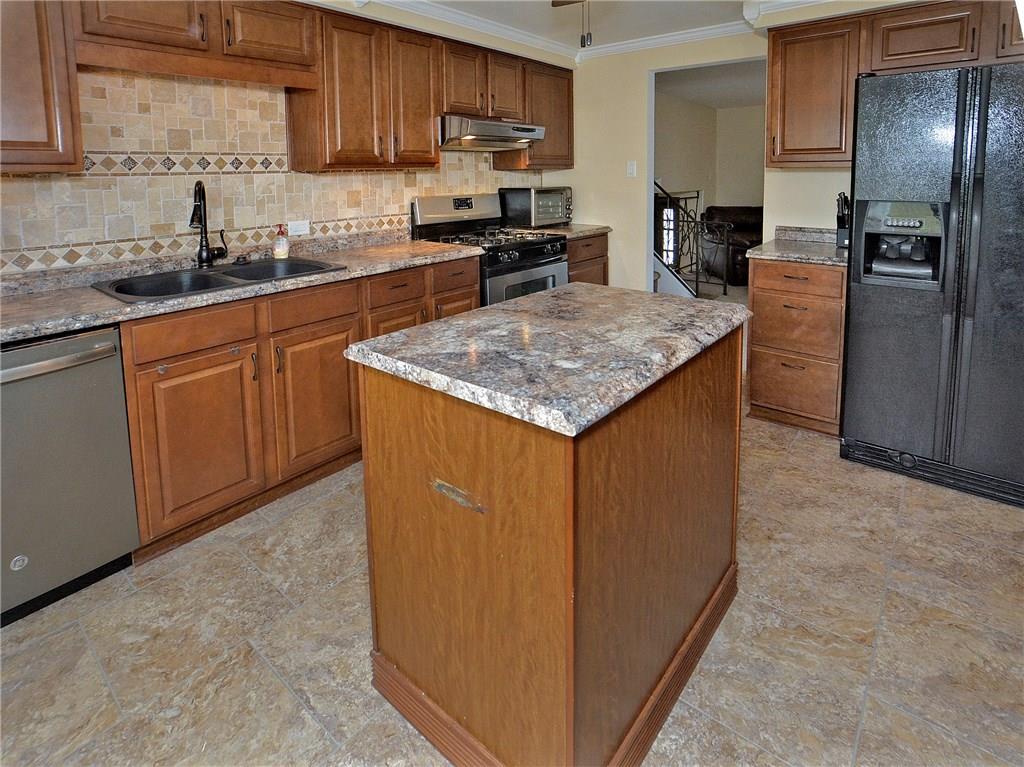 19 Dover Road Penn Township, PA 15642 - Photo 3 of 25 Gallery Image 3
