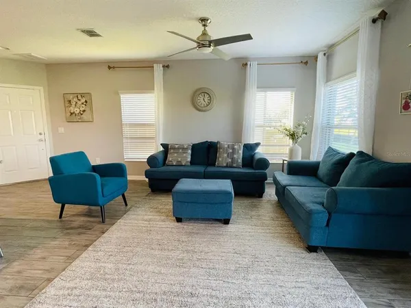 $2,600 | 1301 Flowing Tide Drive, Orlando, FL 32828